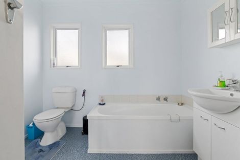 Photo of property in 2 Shelley Crescent, Stoke, Nelson, 7011