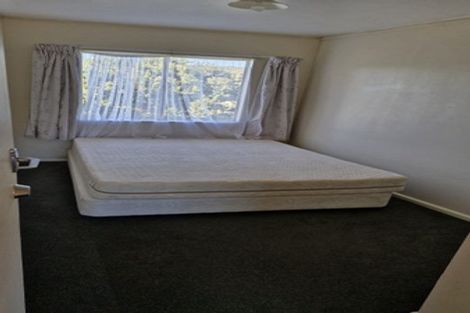 Photo of property in 2/112 Dowse Drive, Maungaraki, Lower Hutt, 5010