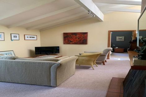 Photo of property in 98 Te Mata Peak Road, Havelock North, 4130