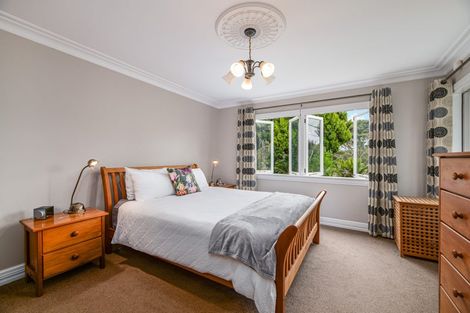 Photo of property in 10 Westridge Road, Titirangi, Auckland, 0604