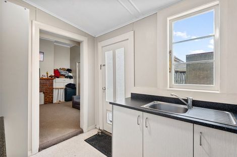 Photo of property in 52 Fawcett Street, South Dunedin, Dunedin, 9012