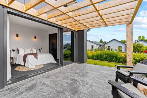 Photo of property in 24 Coralie Place, Lansdowne, Masterton, 5810
