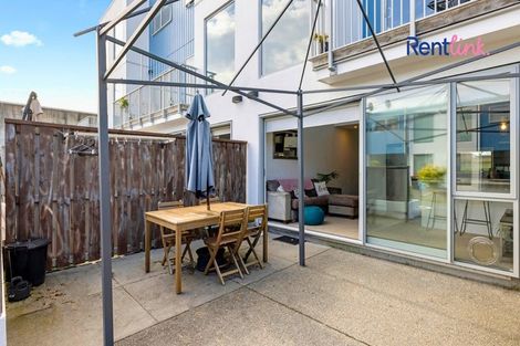 Photo of property in 31 Reynolds Place, Papamoa Beach, Papamoa, 3118