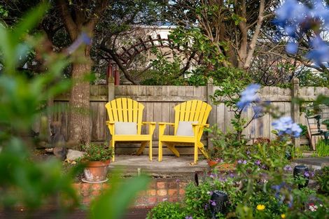 Photo of property in 30 Roxburgh Street, Mount Victoria, Wellington, 6011