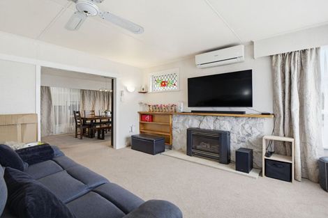 Photo of property in 32 Langley Avenue, Milson, Palmerston North, 4414