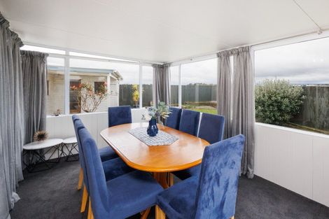 Photo of property in 32 Leander Place, Milson, Palmerston North, 4414