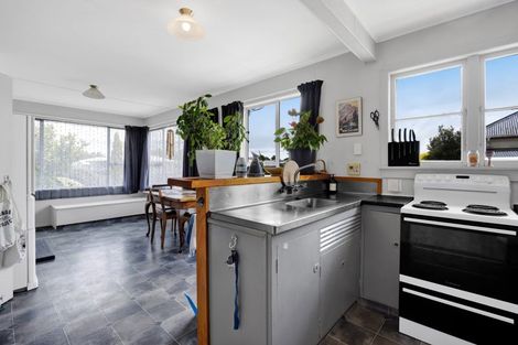 Photo of property in 130 Miranda Street, Stratford, 4332