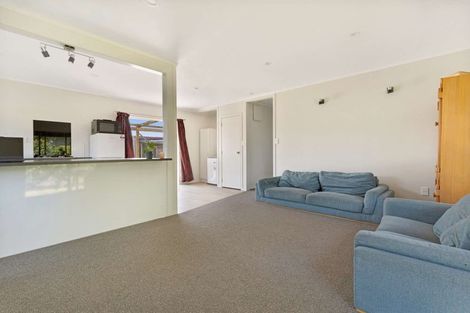 Photo of property in 27 Totara Street, Edgecumbe, 3120