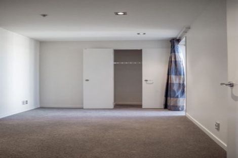 Photo of property in Piermont Apartments, 8a/82 Cable Street, Te Aro, Wellington, 6011