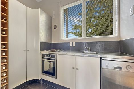 Photo of property in 52 Formby Avenue, Point Chevalier, Auckland, 1022