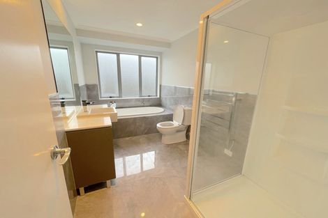 Photo of property in 74 Mackay Drive, Greenhithe, Auckland, 0632