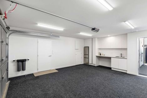Photo of property in 1 Gilbert Place, Sydenham, Christchurch, 8023