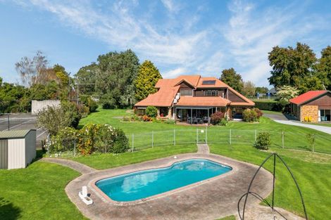 Photo of property in 47 Lake Road, Horsham Downs, Hamilton, 3281