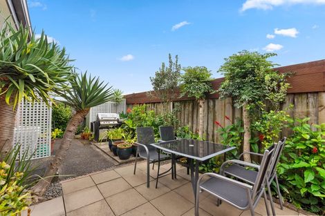 Photo of property in 28 Dan Tori Place, Orewa, 0931