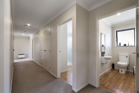 Photo of property in 42 Peter Hall Drive, Kelvin Grove, Palmerston North, 4414