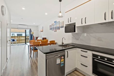 Photo of property in 7/22 Ryburn Road, Mount Wellington, Auckland, 1062