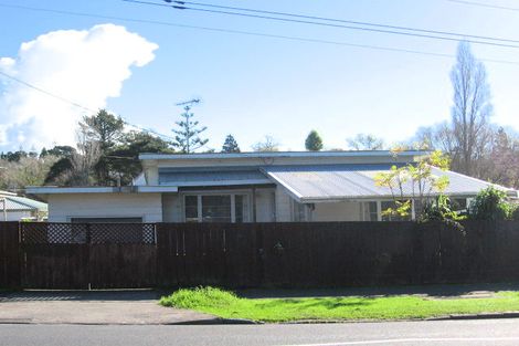 Photo of property in 3 Withers Road, Glen Eden, Auckland, 0602
