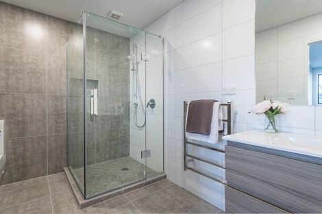 Photo of property in 11 Kearns Drive, Hobsonville, Auckland, 0616