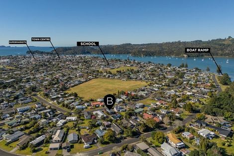 Photo of property in 48 Catherine Crescent, Whitianga, 3510