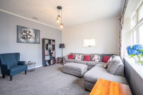 Photo of property in 46 Kingswood Street, Takaro, Palmerston North, 4412