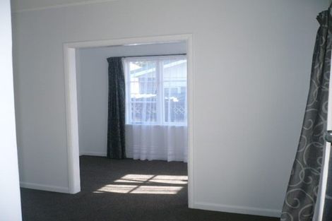 Photo of property in 8a Helvetia Road, Pukekohe, 2120