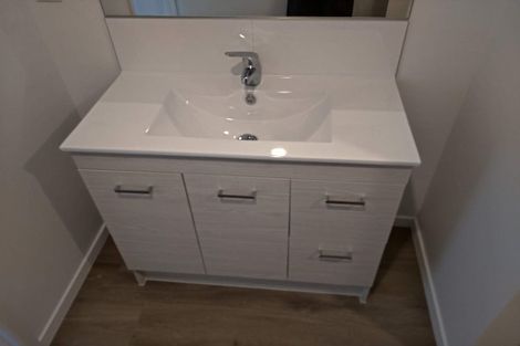 Photo of property in 10/45 Cessna Crescent, Mangere, Auckland, 2022