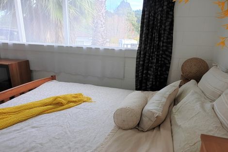 Photo of property in 53 Holland Road, Hillcrest, Auckland, 0627