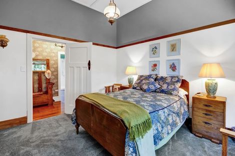 Photo of property in 23 Gibson Place, Patea, 4520