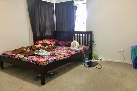 Photo of property in 3 Lochend Place, Highland Park, Auckland, 2010