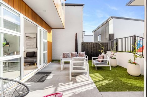 Photo of property in 13 Frances Bryers Road, Hobsonville, Auckland, 0616