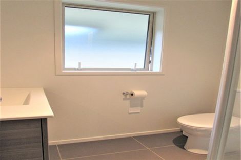 Photo of property in 26 Mooring Close, Whitby, Porirua, 5024