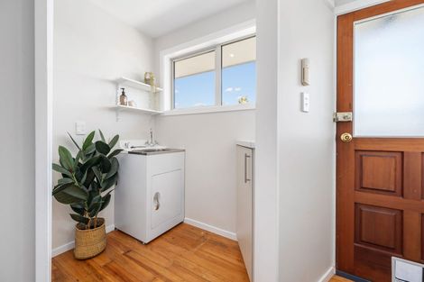 Photo of property in 39 Inwoods Road, Parklands, Christchurch, 8083