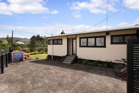 Photo of property in 2 Cambridge Road, Waihi, 3610