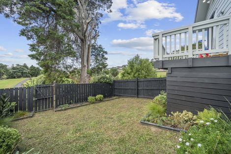 Photo of property in 2/72 Alabaster Drive, Papatoetoe, Auckland, 2025