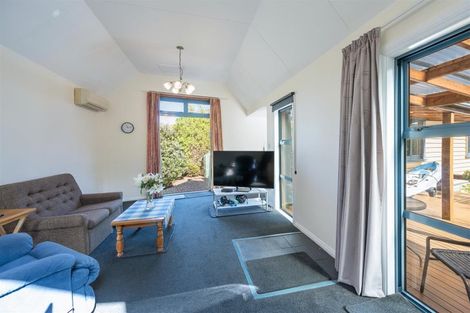 Photo of property in 27 Martin Street, Monaco, Nelson, 7011