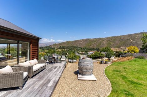 Photo of property in 26 Naylor Street, Clyde, 9330