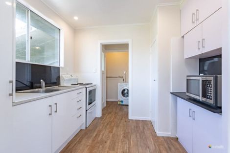 Photo of property in 18 Omaha Grove, Totara Park, Upper Hutt, 5018