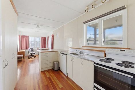 Photo of property in 278 Mangorei Road, Merrilands, New Plymouth, 4312