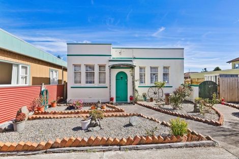 Photo of property in 68 Main Road, Titahi Bay, Porirua, 5022