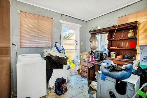 Photo of property in 27 Rosehill Drive, Rosehill, Papakura, 2113