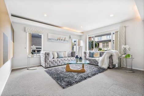 Photo of property in 7 Lucca Crescent, Flat Bush, Auckland, 2019