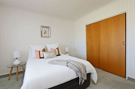 Photo of property in 1b Chambers Street, Havelock North, 4130