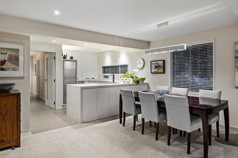 Photo of property in 34 Marine Parade, Macandrew Bay, Dunedin, 9014