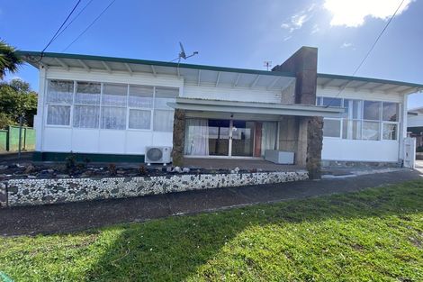 Photo of property in 1/40c West Coast Road, Glen Eden, Auckland, 0602
