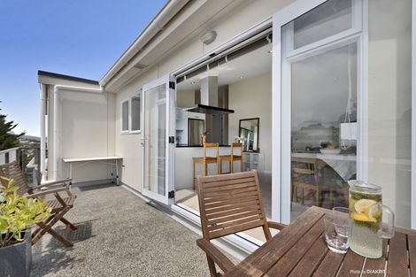 Photo of property in 7/21 Duchess Place, Maupuia, Wellington, 6022