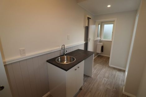 Photo of property in 12 Highbury Drive, Levin, 5510