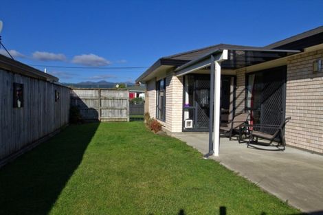 Photo of property in 43 Bowen Street, Levin, 5510