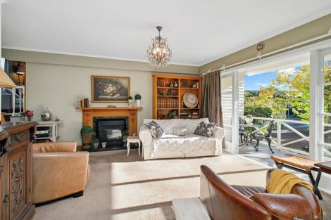 Photo of property in 63 Forrest Hill Road, Milford, Auckland, 0620