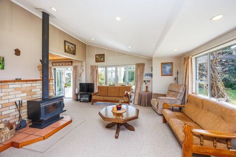 Photo of property in 879 Reid Line East, Bunnythorpe, Palmerston North, 4481