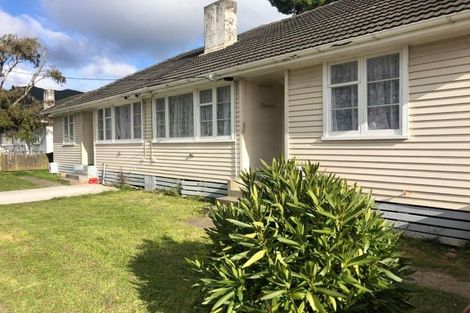 Photo of property in 380 George Street, Stokes Valley, Lower Hutt, 5019